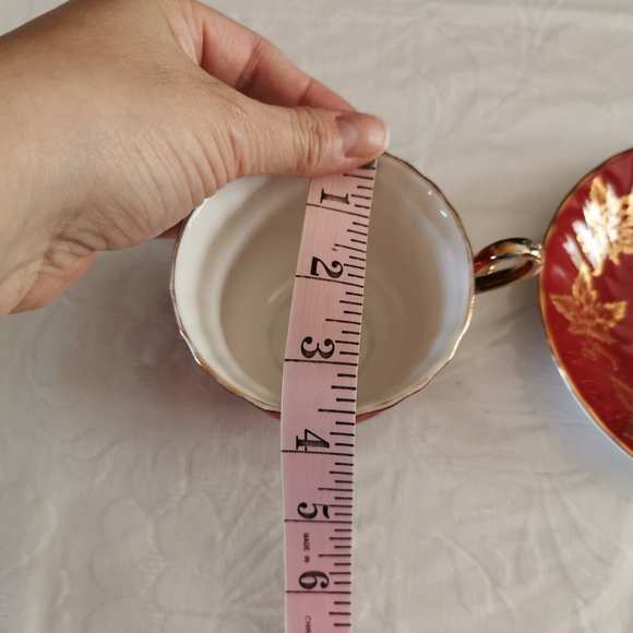 Sutherland Maroon Red Gold Leaf Teacup & Saucer - Picture 7 of 9